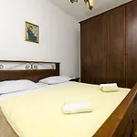 Ferienhaus House Lucica *