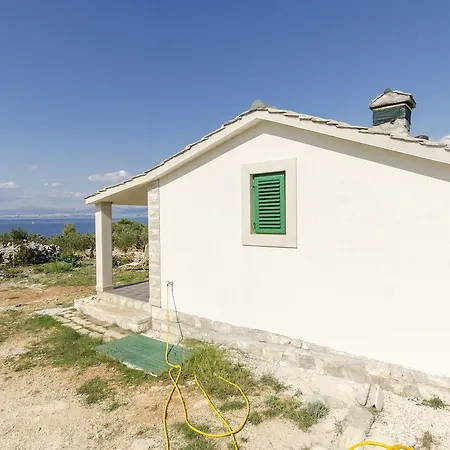 House Lucica *