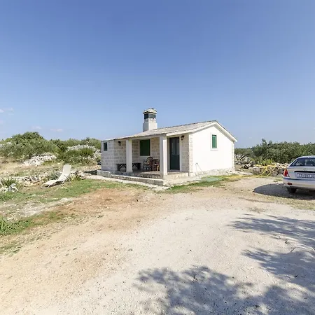 House Lucica